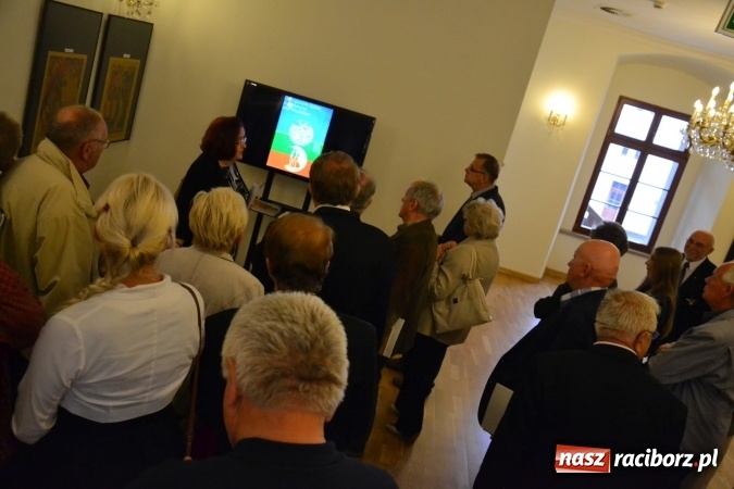 Zdjęcie w galerii na portalu naszraciborz.pl: Plakat Olimpijski - otwarcie wystawy na Zamku Piastowskim  wiadomości z regionu