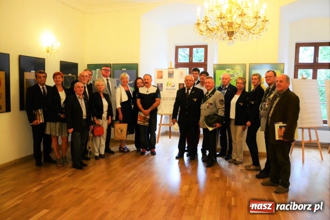 Zdjęcie w galerii na portalu naszraciborz.pl: Plakat Olimpijski - otwarcie wystawy na Zamku Piastowskim  wiadomości z regionu