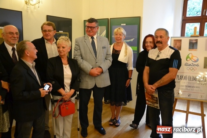 Zdjęcie w galerii na portalu naszraciborz.pl: Plakat Olimpijski - otwarcie wystawy na Zamku Piastowskim  wiadomości z regionu