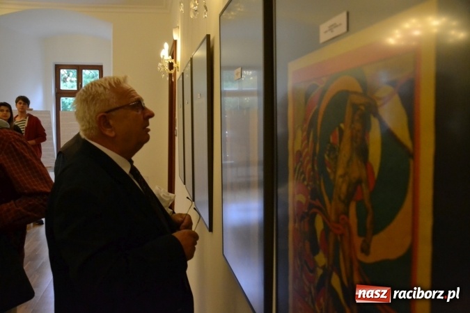 Zdjęcie w galerii na portalu naszraciborz.pl: Plakat Olimpijski - otwarcie wystawy na Zamku Piastowskim  wiadomości z regionu