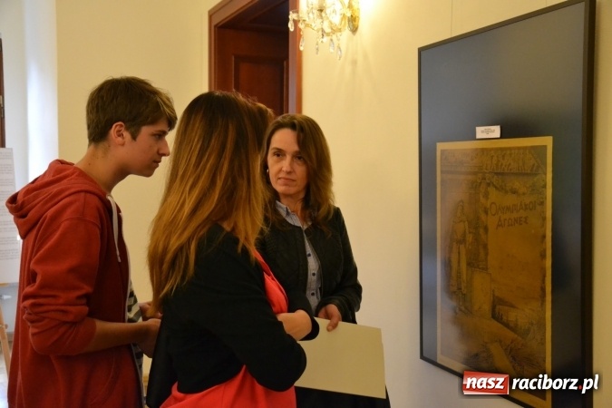 Zdjęcie w galerii na portalu naszraciborz.pl: Plakat Olimpijski - otwarcie wystawy na Zamku Piastowskim  wiadomości z regionu
