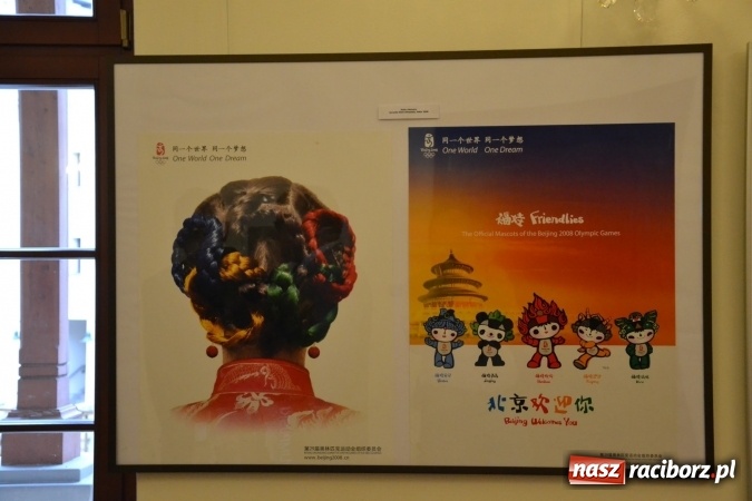 Zdjęcie w galerii na portalu naszraciborz.pl: Plakat Olimpijski - otwarcie wystawy na Zamku Piastowskim  wiadomości z regionu