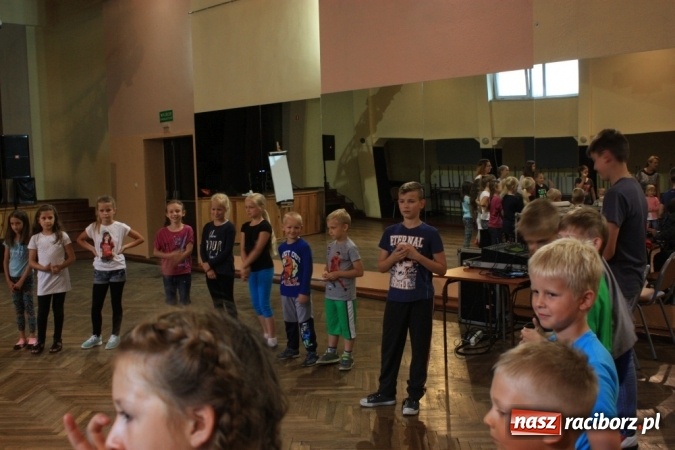 Zdjęcie w galerii na portalu naszraciborz.pl: Wakacyjny czwartek w krzanowickim domu kultury  wiadomości z regionu