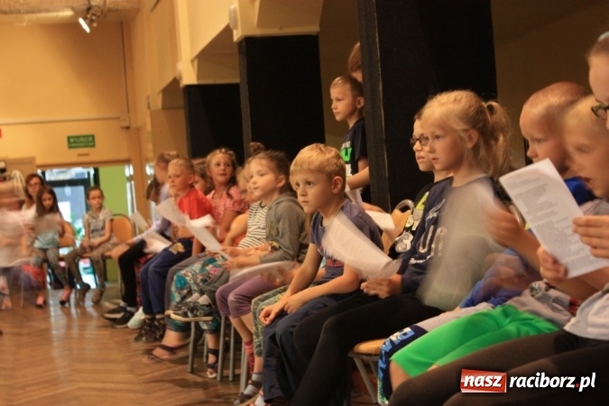 Zdjęcie w galerii na portalu naszraciborz.pl: Wakacyjny czwartek w krzanowickim domu kultury  wiadomości z regionu