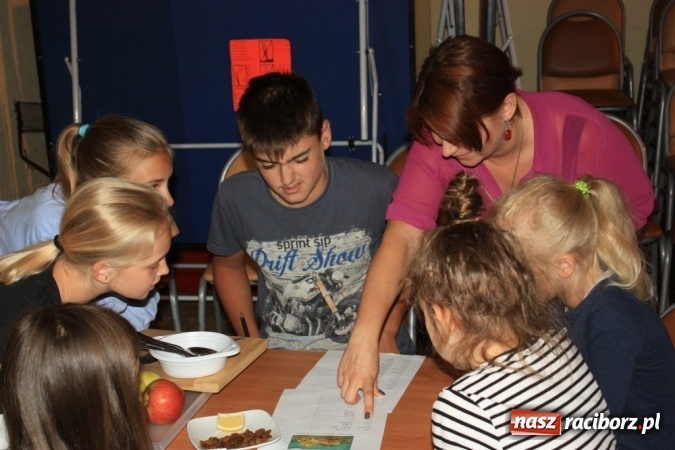 Zdjęcie w galerii na portalu naszraciborz.pl: Wakacyjny czwartek w krzanowickim domu kultury  wiadomości z regionu