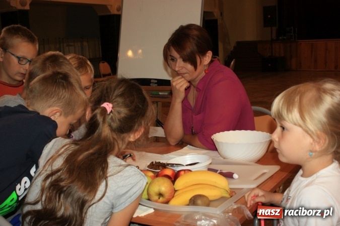 Zdjęcie w galerii na portalu naszraciborz.pl: Wakacyjny czwartek w krzanowickim domu kultury  wiadomości z regionu