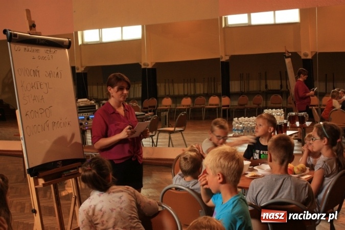 Zdjęcie w galerii na portalu naszraciborz.pl: Wakacyjny czwartek w krzanowickim domu kultury  wiadomości z regionu