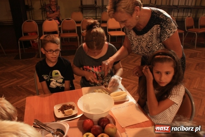 Zdjęcie w galerii na portalu naszraciborz.pl: Wakacyjny czwartek w krzanowickim domu kultury  wiadomości z regionu