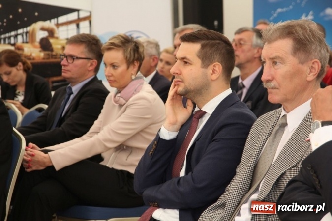 Zdjęcie w galerii na portalu naszraciborz.pl: Półmetek budowy bloków w Elektrowni Opole wiadomości z regionu