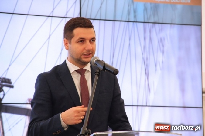 Zdjęcie w galerii na portalu naszraciborz.pl: Półmetek budowy bloków w Elektrowni Opole wiadomości z regionu