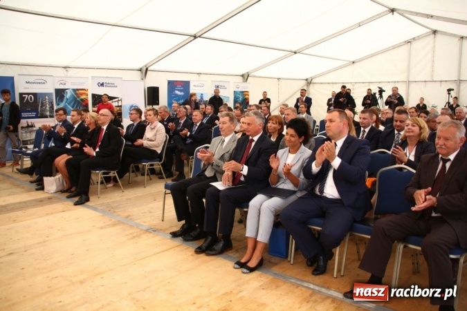 Zdjęcie w galerii na portalu naszraciborz.pl: Półmetek budowy bloków w Elektrowni Opole wiadomości z regionu