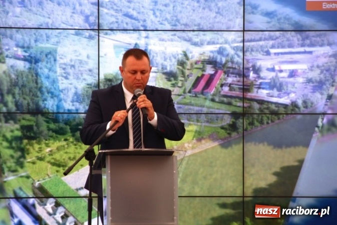 Zdjęcie w galerii na portalu naszraciborz.pl: Półmetek budowy bloków w Elektrowni Opole wiadomości z regionu