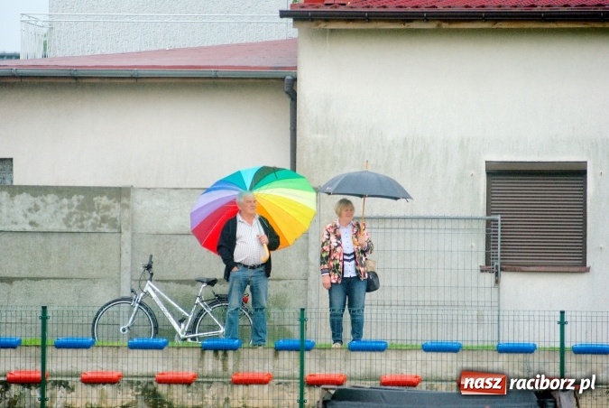 Zdjęcie w galerii na portalu naszraciborz.pl: I Festyn Rodzinny w Tworkowie za nami. Grano o Puchar Sołtysa wiadomości z regionu