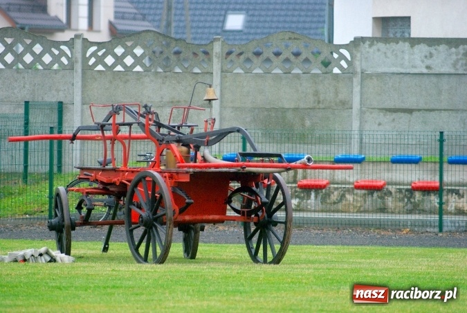 Zdjęcie w galerii na portalu naszraciborz.pl: I Festyn Rodzinny w Tworkowie za nami. Grano o Puchar Sołtysa wiadomości z regionu
