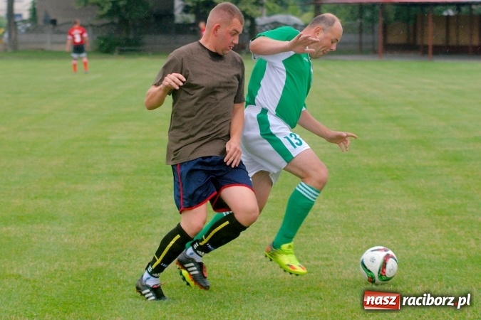 Zdjęcie w galerii na portalu naszraciborz.pl: I Festyn Rodzinny w Tworkowie za nami. Grano o Puchar Sołtysa wiadomości z regionu