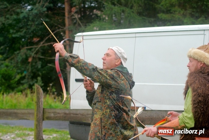 Zdjęcie w galerii na portalu naszraciborz.pl: Tworkowskie polowanie na dzika. II turniej pasjonatów łucznictwa wiadomości z regionu