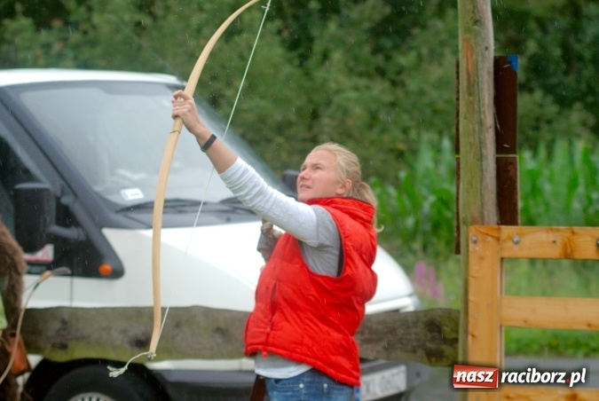 Zdjęcie w galerii na portalu naszraciborz.pl: Tworkowskie polowanie na dzika. II turniej pasjonatów łucznictwa wiadomości z regionu
