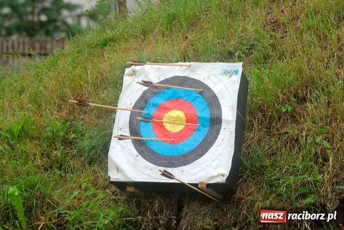 Zdjęcie w galerii na portalu naszraciborz.pl: Tworkowskie polowanie na dzika. II turniej pasjonatów łucznictwa wiadomości z regionu