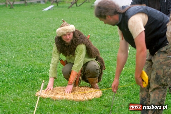 Zdjęcie w galerii na portalu naszraciborz.pl: Tworkowskie polowanie na dzika. II turniej pasjonatów łucznictwa wiadomości z regionu