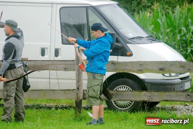 Zdjęcie w galerii na portalu naszraciborz.pl: Tworkowskie polowanie na dzika. II turniej pasjonatów łucznictwa wiadomości z regionu