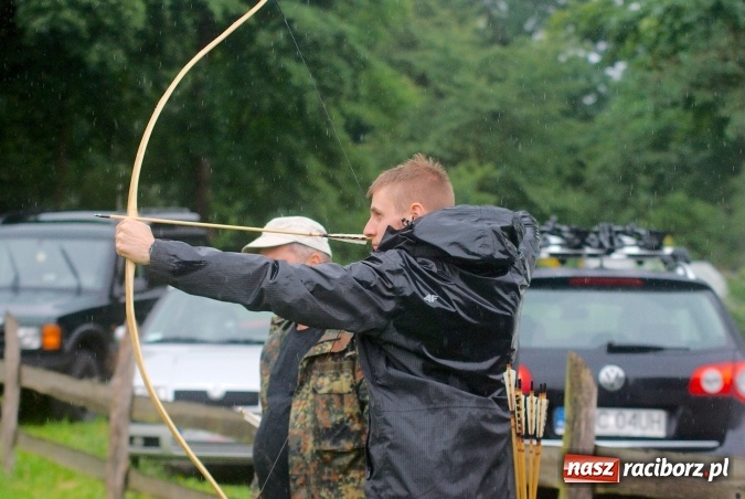 Zdjęcie w galerii na portalu naszraciborz.pl: Tworkowskie polowanie na dzika. II turniej pasjonatów łucznictwa wiadomości z regionu