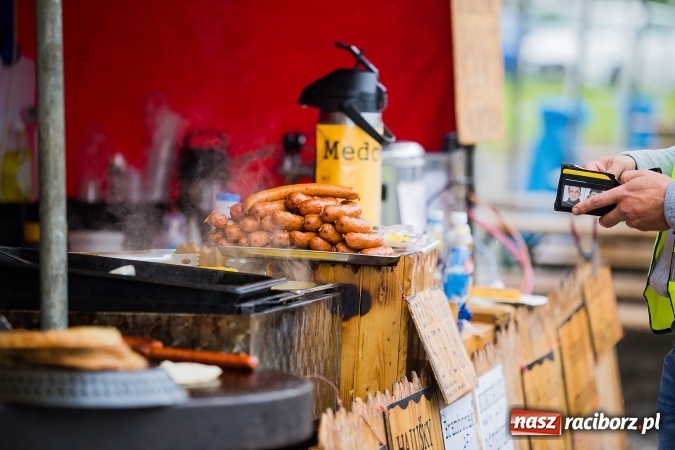 Zdjęcie w galerii na portalu naszraciborz.pl: Tradycyjne święto piwa w czeskich Szylerzowicach wiadomości z regionu