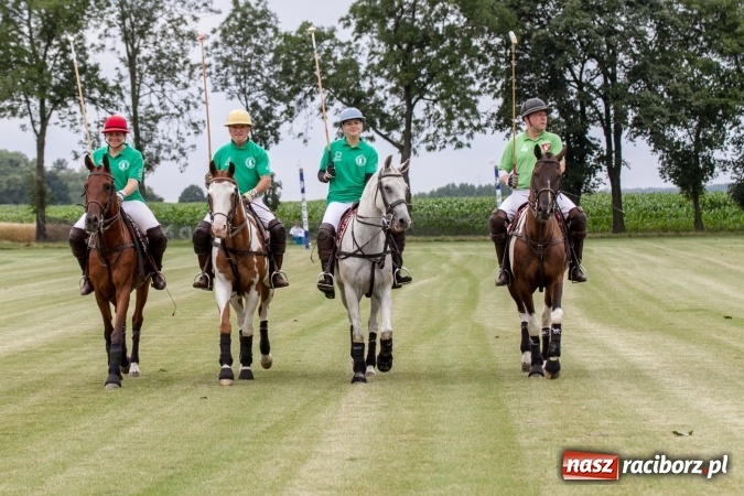 Zdjęcie w galerii na portalu naszraciborz.pl: W Zakrzowie trwa Silesia Summer Classic Polo Cup wiadomości z regionu
