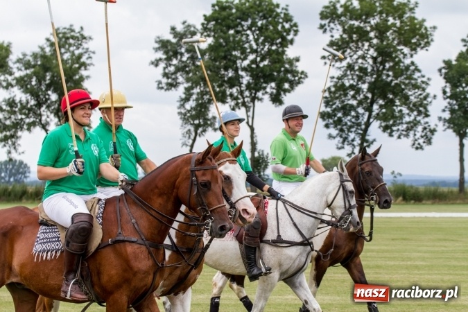 Zdjęcie w galerii na portalu naszraciborz.pl: W Zakrzowie trwa Silesia Summer Classic Polo Cup wiadomości z regionu