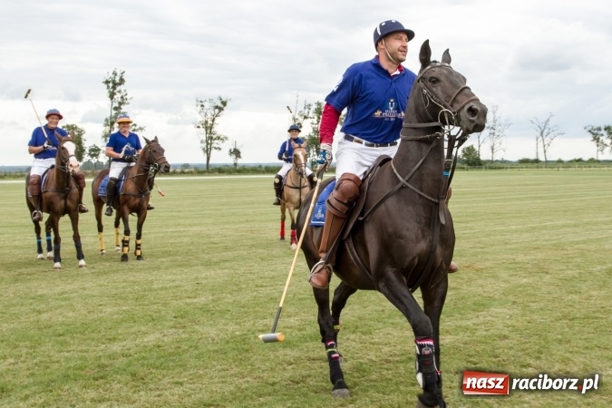 Zdjęcie w galerii na portalu naszraciborz.pl: W Zakrzowie trwa Silesia Summer Classic Polo Cup wiadomości z regionu