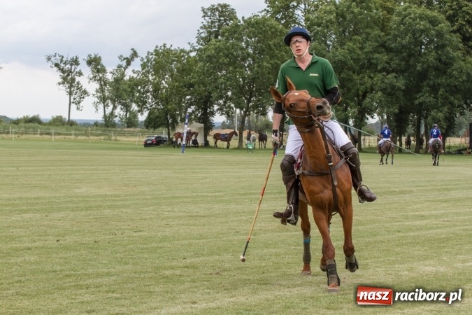 Zdjęcie w galerii na portalu naszraciborz.pl: W Zakrzowie trwa Silesia Summer Classic Polo Cup wiadomości z regionu