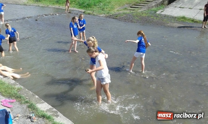 Zdjęcie w galerii na portalu naszraciborz.pl: Szczypiornistki z Pietrowic Wielkich na zgrupowaniu w Brennej  wiadomości z regionu