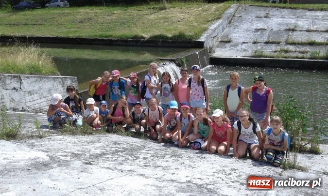 Zdjęcie w galerii na portalu naszraciborz.pl: Szczypiornistki z Pietrowic Wielkich na zgrupowaniu w Brennej  wiadomości z regionu