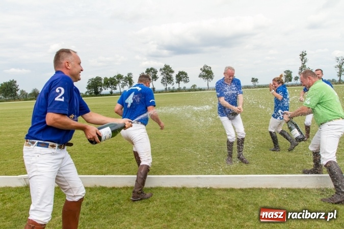 Zdjęcie w galerii na portalu naszraciborz.pl: W Zakrzowie zakończył się Silesia Summer Classic Polo Cup wiadomości z regionu