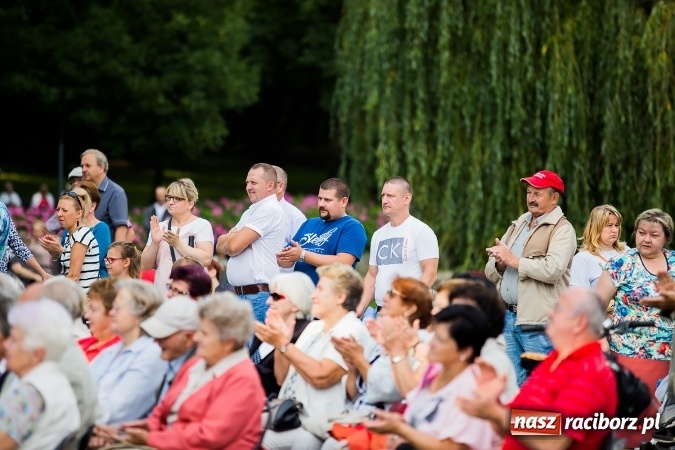 Zdjęcie w galerii na portalu naszraciborz.pl: Raciborska Orkiestra Dęta Plania zagrała w Parku Roth wiadomości z regionu