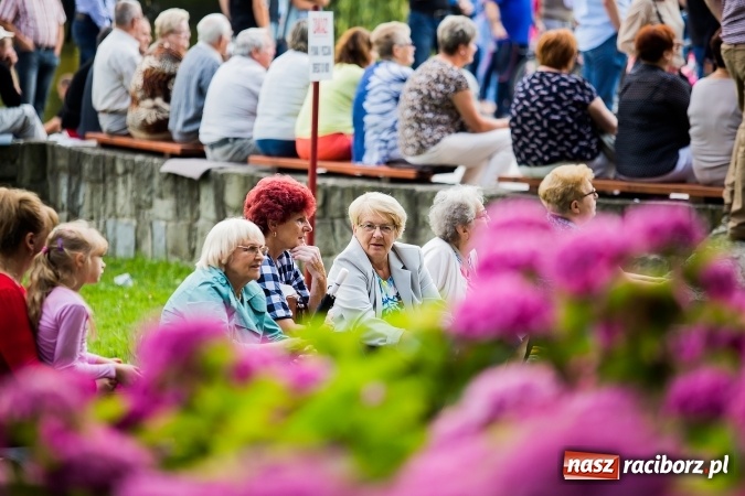 Zdjęcie w galerii na portalu naszraciborz.pl: Raciborska Orkiestra Dęta Plania zagrała w Parku Roth wiadomości z regionu