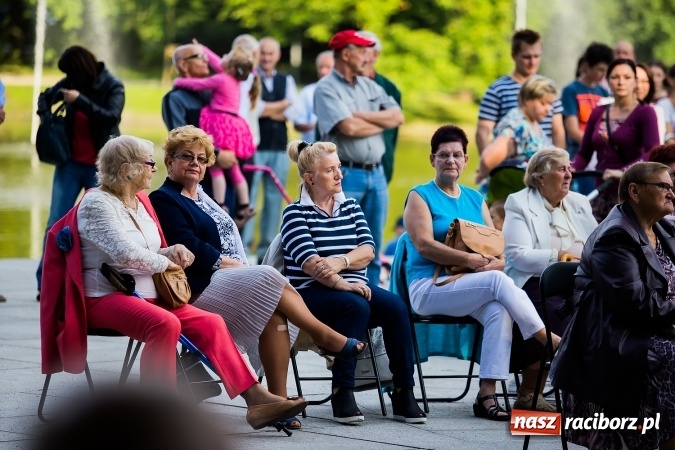Zdjęcie w galerii na portalu naszraciborz.pl: Raciborska Orkiestra Dęta Plania zagrała w Parku Roth wiadomości z regionu