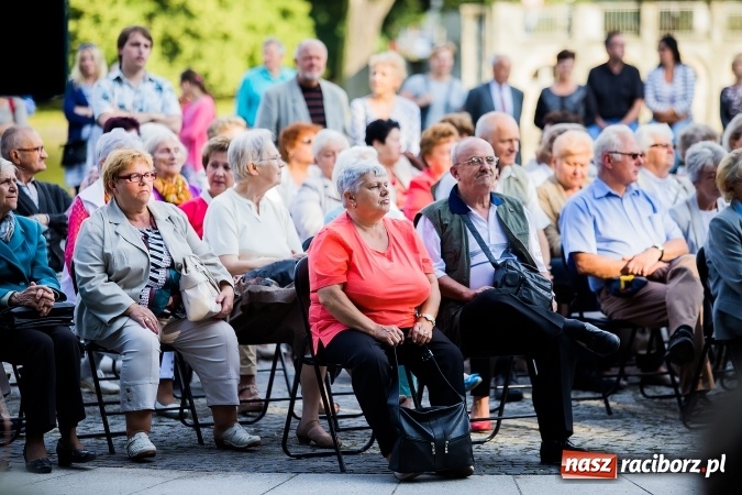 Zdjęcie w galerii na portalu naszraciborz.pl: Raciborska Orkiestra Dęta Plania zagrała w Parku Roth wiadomości z regionu