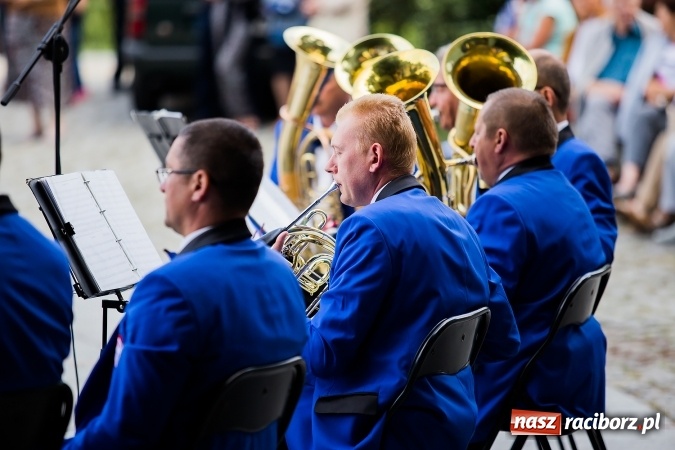 Zdjęcie w galerii na portalu naszraciborz.pl: Raciborska Orkiestra Dęta Plania zagrała w Parku Roth wiadomości z regionu