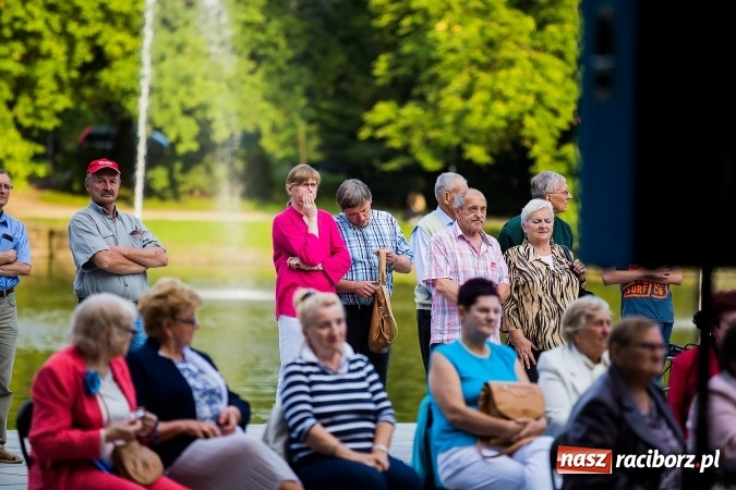 Zdjęcie w galerii na portalu naszraciborz.pl: Raciborska Orkiestra Dęta Plania zagrała w Parku Roth wiadomości z regionu