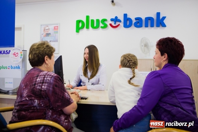 Zdjęcie w galerii na portalu naszraciborz.pl: Bank z samymi plusami wiadomości z regionu