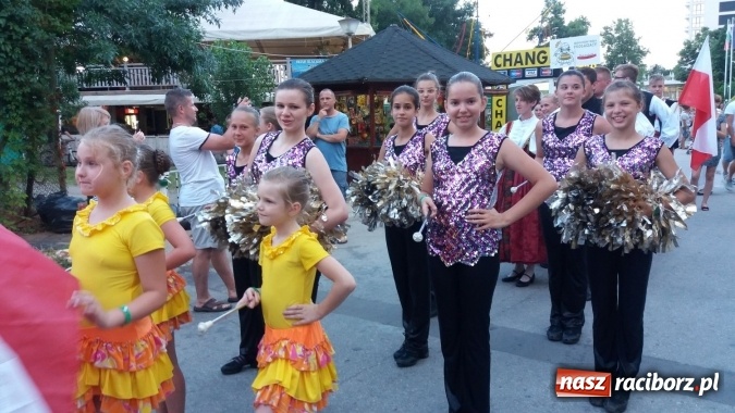 Zdjęcie w galerii na portalu naszraciborz.pl: Tancerze promowali gminę Nędza na festiwalu w Bułgarii wiadomości z regionu