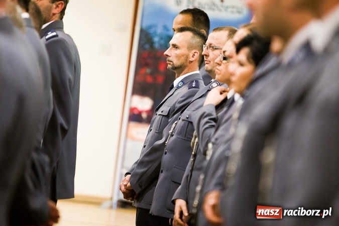 Zdjęcie w galerii na portalu naszraciborz.pl: Raciborskie obchody Święta Policji na zamku. 70 funkcjonariuszy z awansami wiadomości z regionu