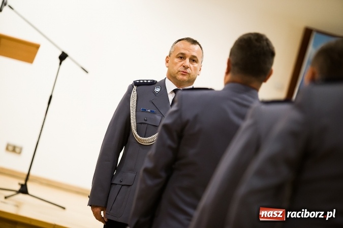 Zdjęcie w galerii na portalu naszraciborz.pl: Raciborskie obchody Święta Policji na zamku. 70 funkcjonariuszy z awansami wiadomości z regionu