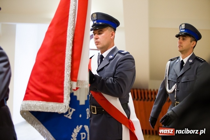 Zdjęcie w galerii na portalu naszraciborz.pl: Raciborskie obchody Święta Policji na zamku. 70 funkcjonariuszy z awansami wiadomości z regionu