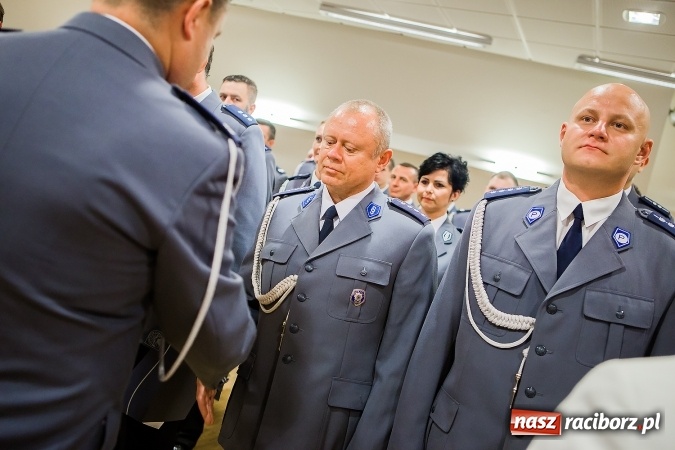 Zdjęcie w galerii na portalu naszraciborz.pl: Raciborskie obchody Święta Policji na zamku. 70 funkcjonariuszy z awansami wiadomości z regionu