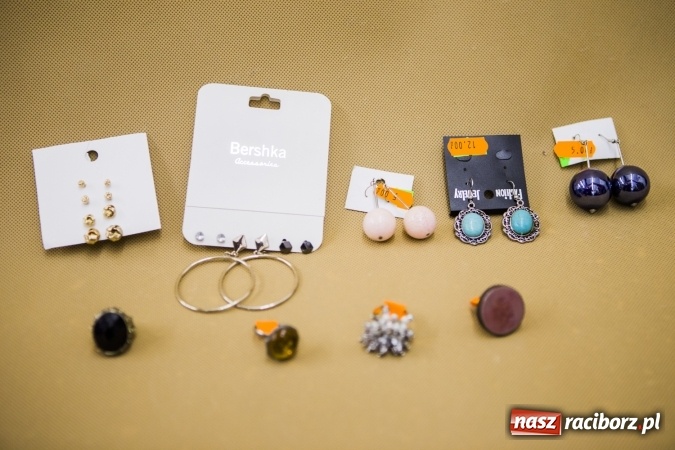 Zdjęcie w galerii na portalu naszraciborz.pl: Lato, lato, lato, lato czeka... Nocne letnie szperanie w Rabanie wiadomości z regionu