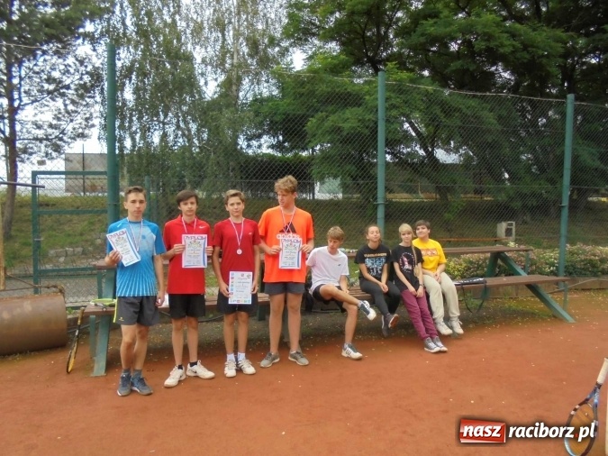 Zdjęcie w galerii na portalu naszraciborz.pl: Tenisiści TKKF Rafako na zgrupowaniu w Opawie  wiadomości z regionu