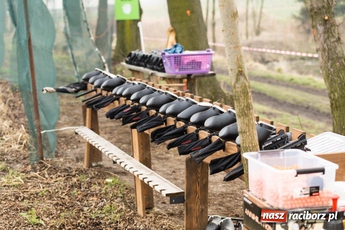 Zdjęcie w galerii na portalu naszraciborz.pl: Niezapomniana impreza i udana zabawa? Paintball w Tworkowie zna się na organizacji takich wydarzeń! wiadomości z regionu