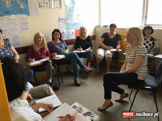Zdjęcie w galerii na portalu naszraciborz.pl: Nauczycielki z SP 1 w Raciborzu na kursie w Oxfordzie wiadomości z regionu