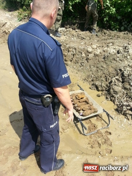 Zdjęcie w galerii na portalu naszraciborz.pl: W Krzyżanowicach natrafiono na groźne pamiątki po II wojnie światowej wiadomości z regionu